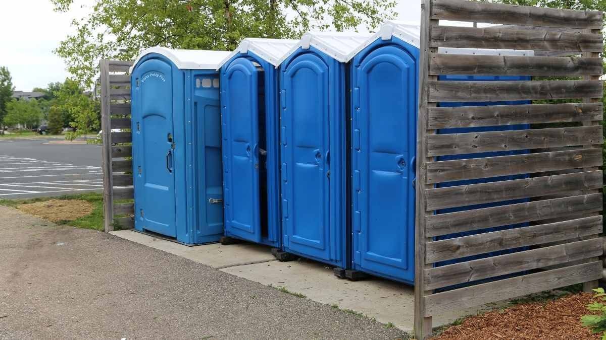 Porta Potty Rental Pros - Trusted Porta Potty Services in Epworth, IA, 52045